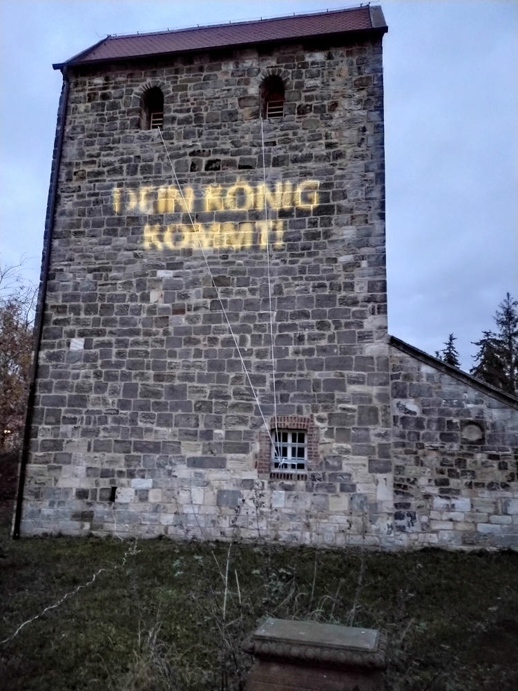 Beleuchtung der Zorbauer Kirche